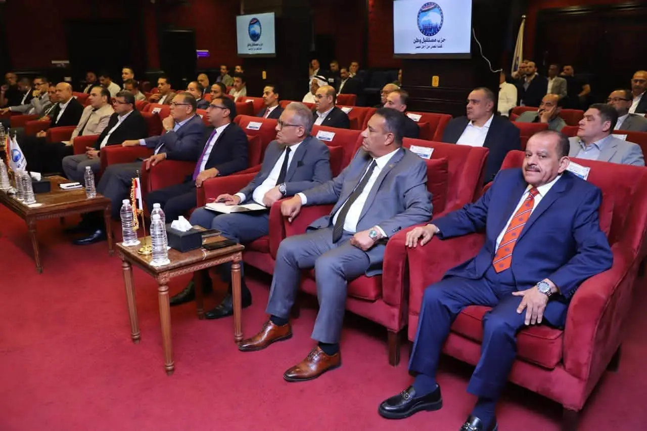 مستقبل وطن ينتفض لخدمة المواطنين.. سداد المصروفات الدراسية وتجهيز 1500 عروسة