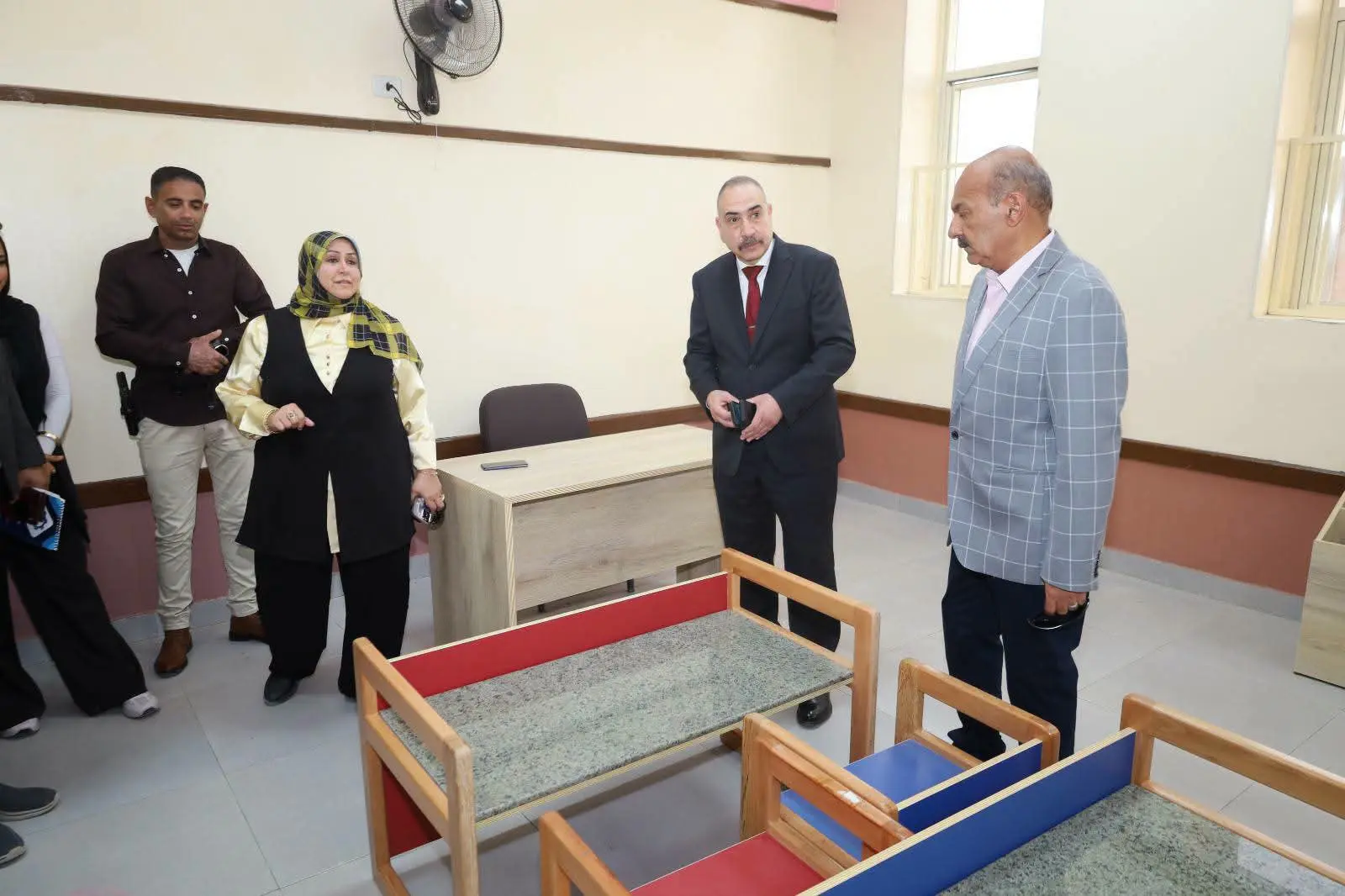 محافظ السويس يتفقد المدارس ودار الإفتاء وحمام السباحة الأوليمبي استعدادًا للافتتاح