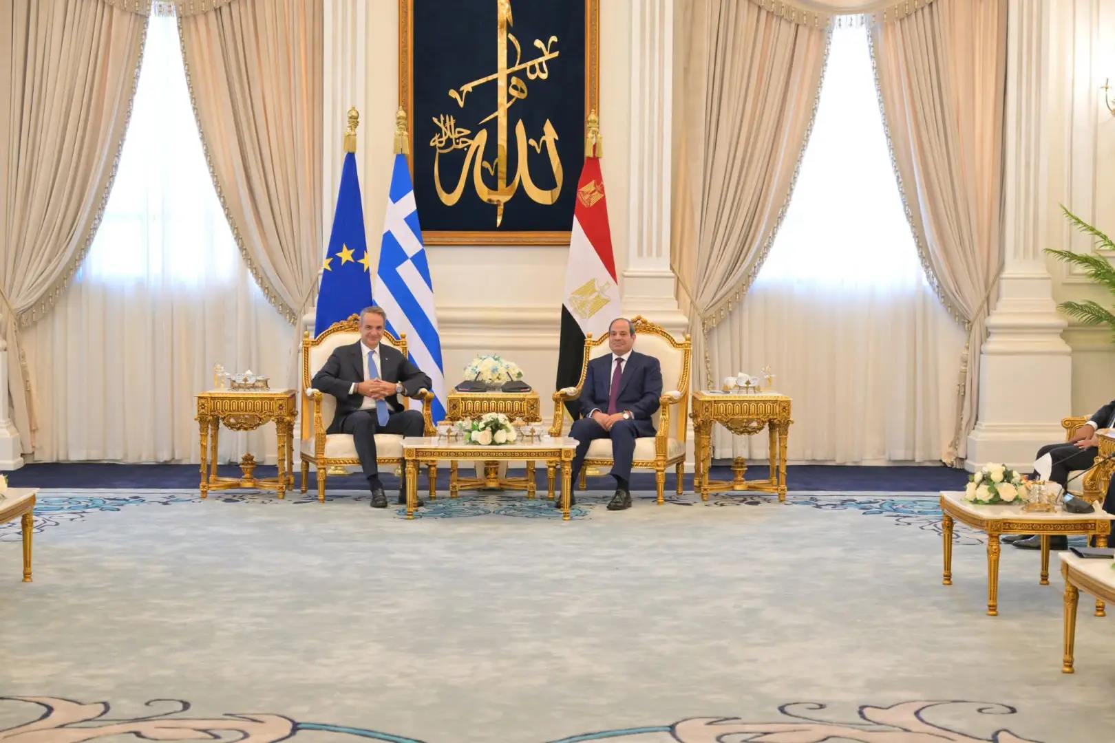 السيسي ورئيس قبرص ورئيس وزراء اليونان: التعاون الثلاثي بوابة للاستقرار والتنمية في شرق المتوسط - 1000854596