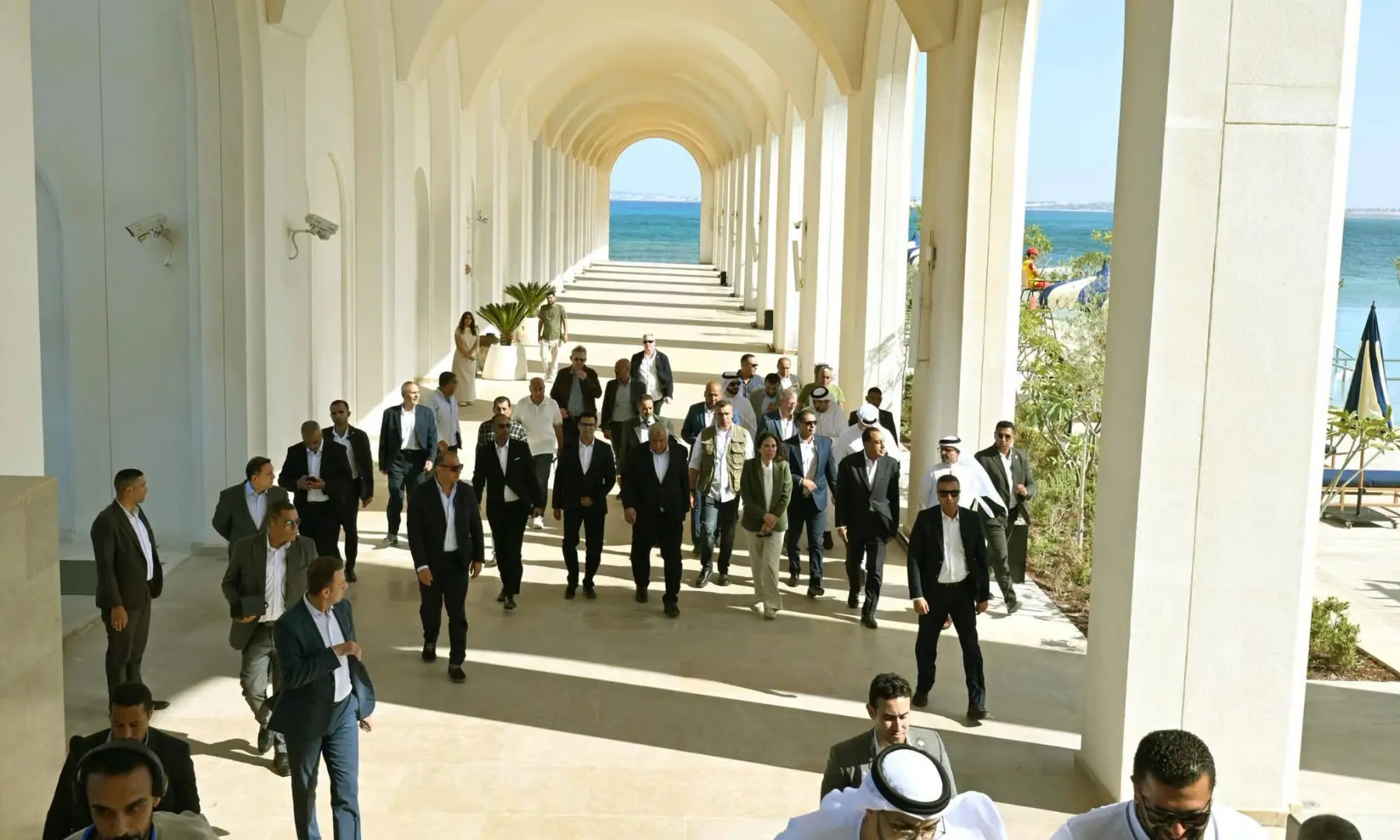 13 مجتمعًا سكنيًا و6 فنادق.. تفاصيل جولة مدبولي بمشروع «وادي يم» في رأس الحكمة - 1000854631
