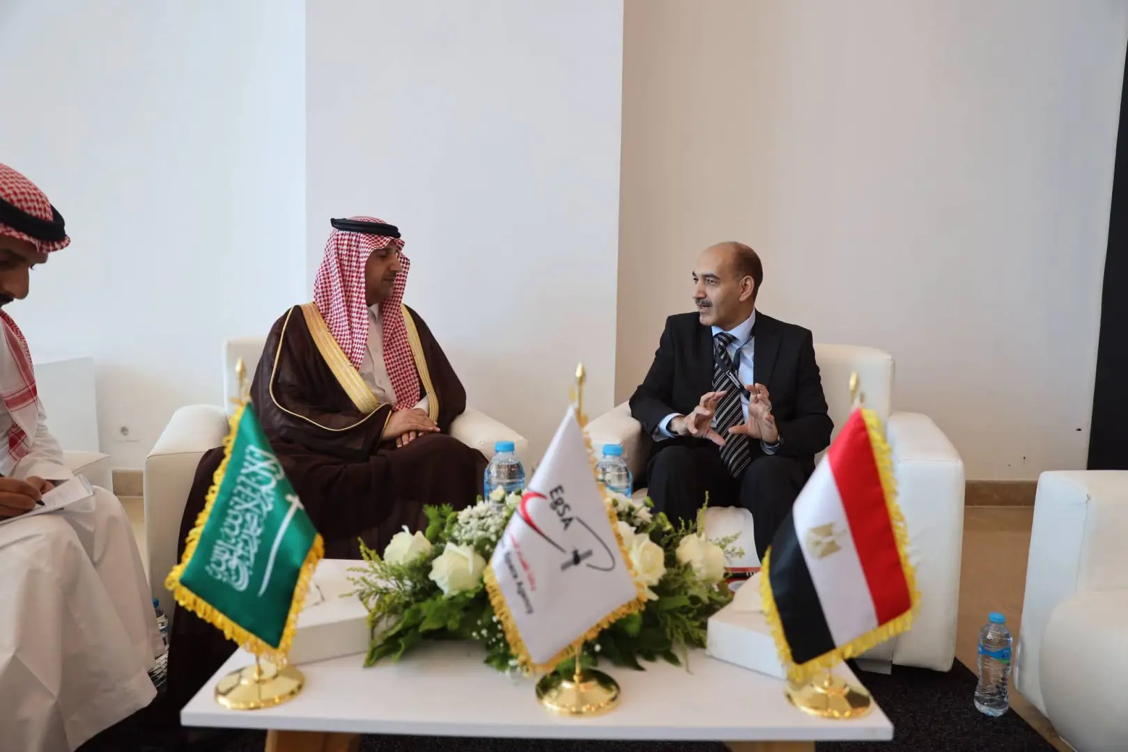 مصر والسعودية تبحثان الخطوات التنفيذية لأول قمر صناعي مشترك