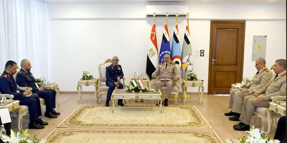 الفريق أشرف سالم يلتقي وزراء دفاع 4 دول لبحث تعزيز التعاون العسكري بمعرض العلمين