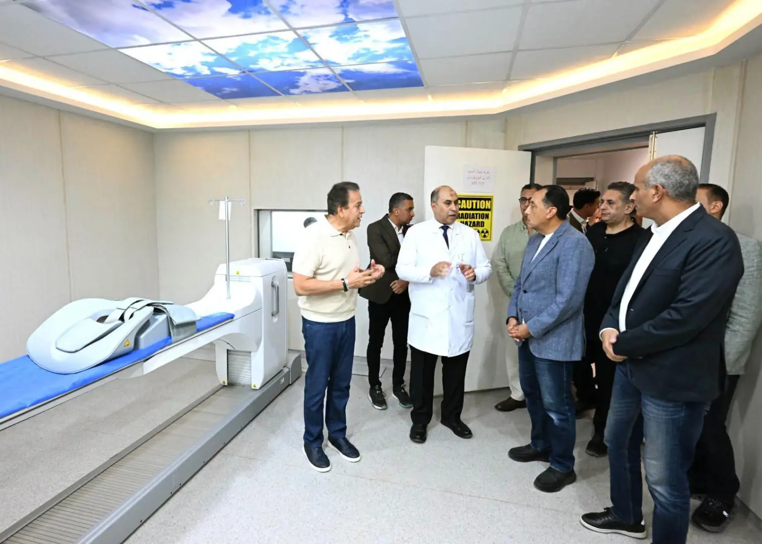 رئيس الوزراء يتفقد مركز أورام كفر الشيخ ويتابع مستوى الخدمات الطبية - 1000864610