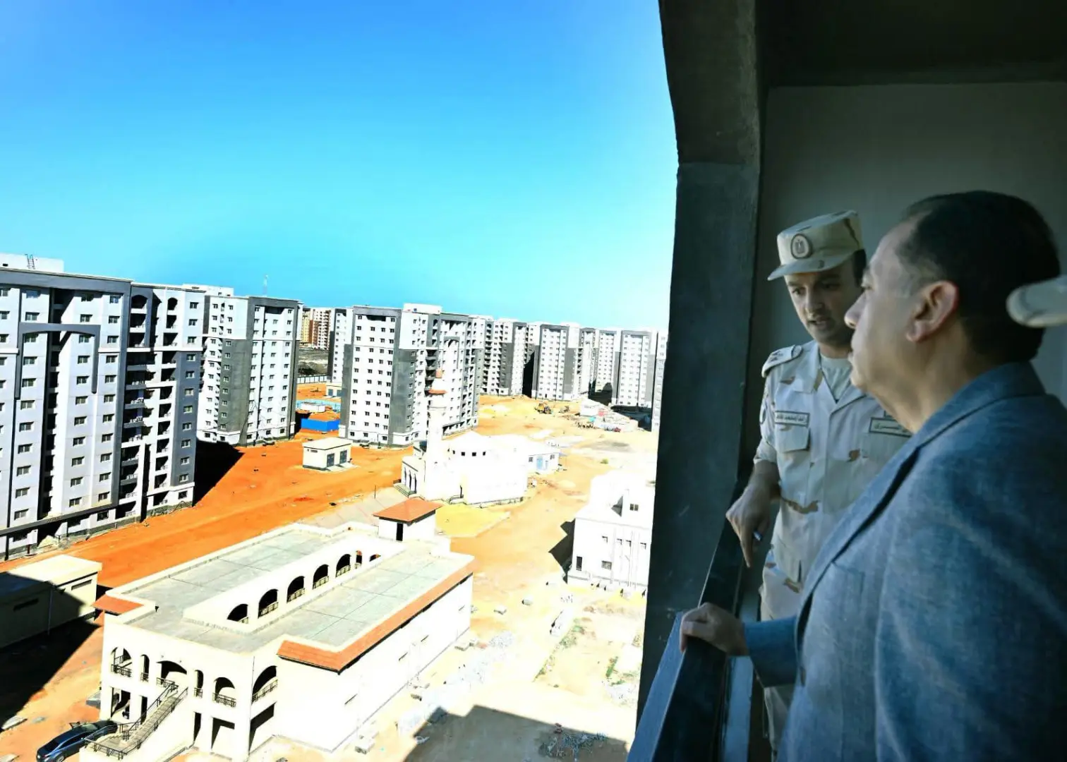 13 ألفًا و632 وحدة سكنية.. مدبولي يتابع مشروعات «داره» بكفر الشيخ