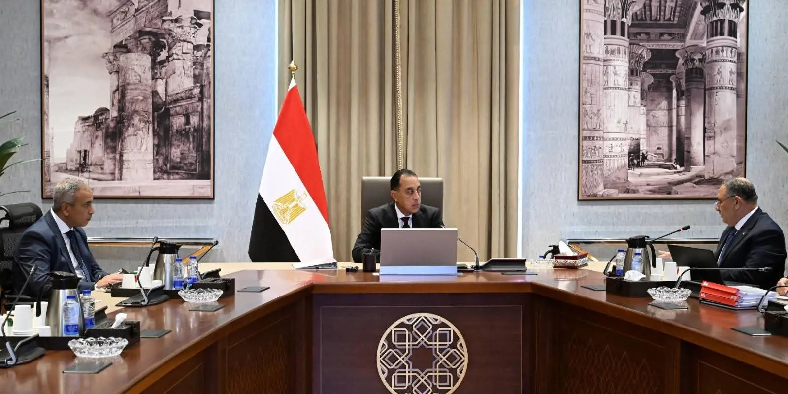 مدبولي يتابع إعادة تخطيط 4 مناطق صناعية بالشرقية على مساحة 5274 فدانًا