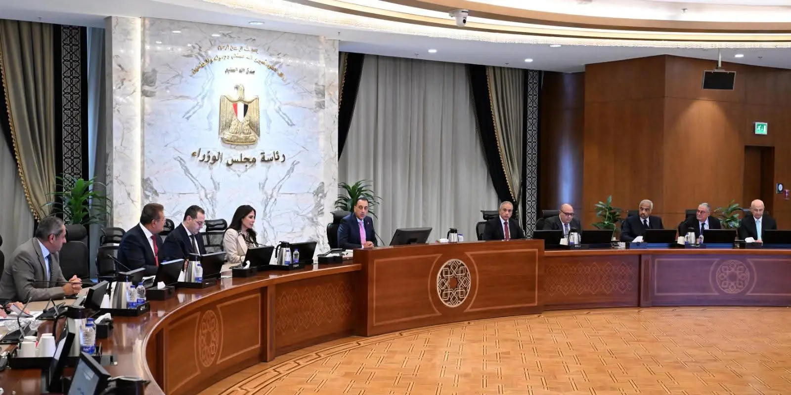 مشروع قانون جديد لتنظيم السوق العقارية.. مدبولي يبحث حماية حقوق الحاجزين