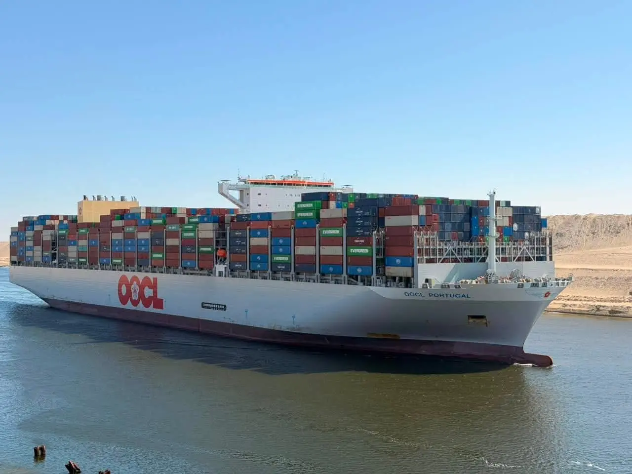 عودة «COSCO» لقناة السويس.. عبور أول سفينة حاويات عملاقة منذ توترات البحر الأحمر