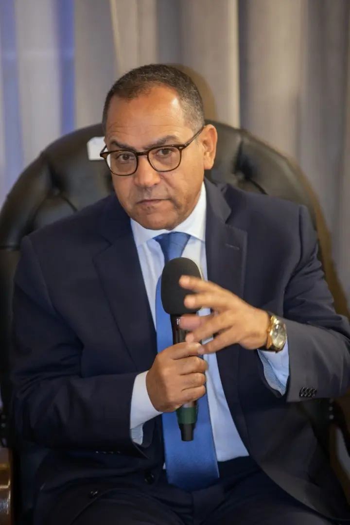 «الشعب الجمهوري» ينظم صالونًا سياسيًا لمناقشة تعزيز دور الإدارة المحلية في التنمية المستدامة