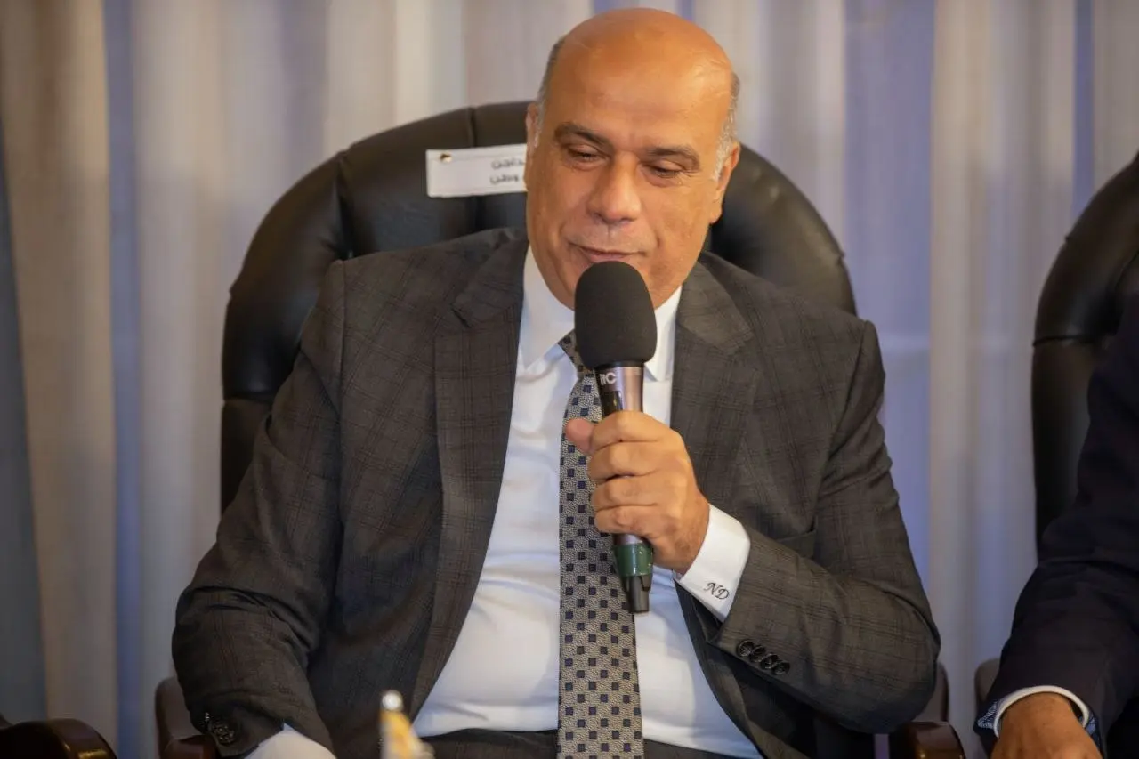 «الشعب الجمهوري» ينظم صالونًا سياسيًا لمناقشة تعزيز دور الإدارة المحلية في التنمية المستدامة