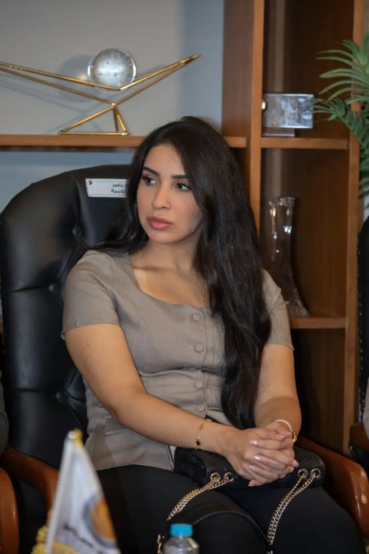 «الشعب الجمهوري» ينظم صالونًا سياسيًا لمناقشة تعزيز دور الإدارة المحلية في التنمية المستدامة