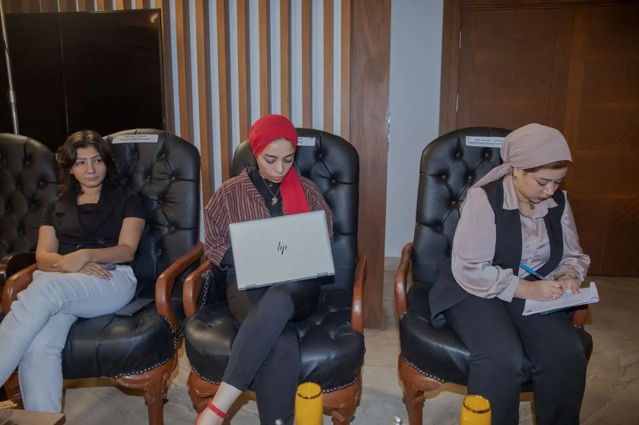 «الشعب الجمهوري» ينظم صالونًا سياسيًا لمناقشة تعزيز دور الإدارة المحلية في التنمية المستدامة