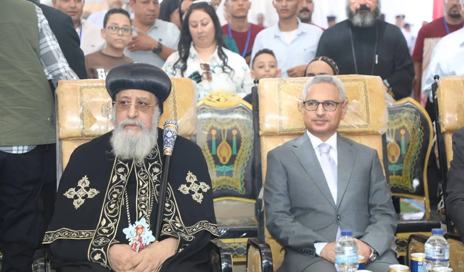 البابا تواضروس يضع حجر الأساس للكاتدرائية الجديدة بالفشن