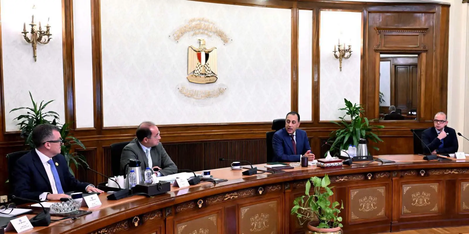 مؤتمر رئاسي للتحاور حول الاقتصاد.. ورئيس الوزراء يتابع الاستعدادات