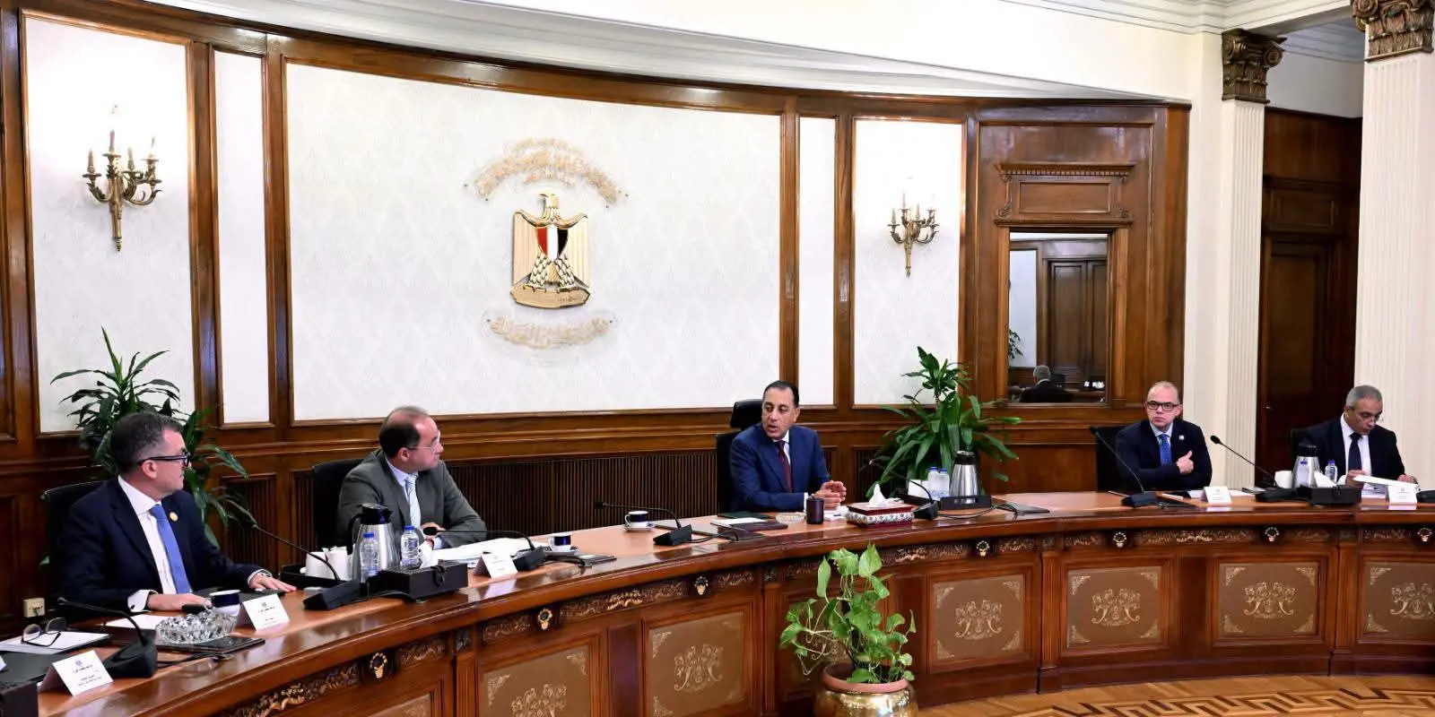 مؤتمر رئاسي للتحاور حول الاقتصاد.. ورئيس الوزراء يتابع الاستعدادات