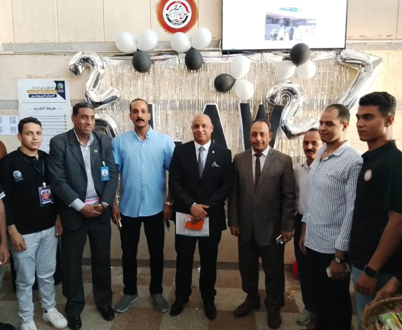 معسكر استقبال الطلاب الجدد والقدامى بحقوق قنا.. أجواء ترحيبية وتيسيرات للطلاب مع انطلاق العام الجامعي - 1000892451