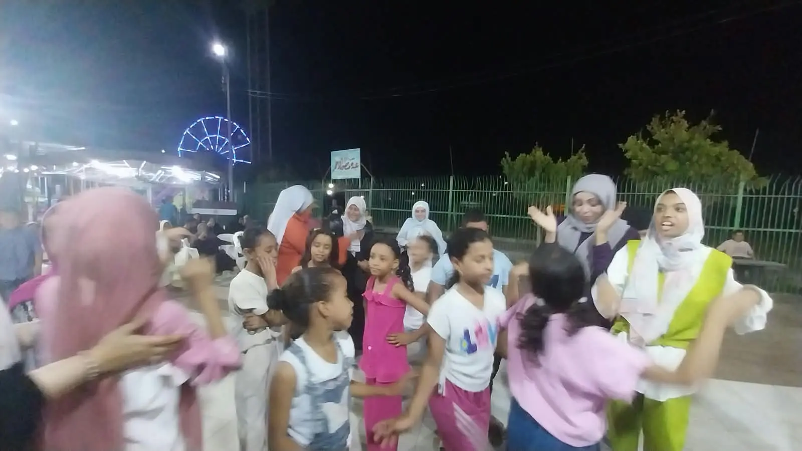 مركز شباب مدينة قنا ينظم مهرجانًا ترفيهيًا للأطفال ذوي الهمم - 1000895593