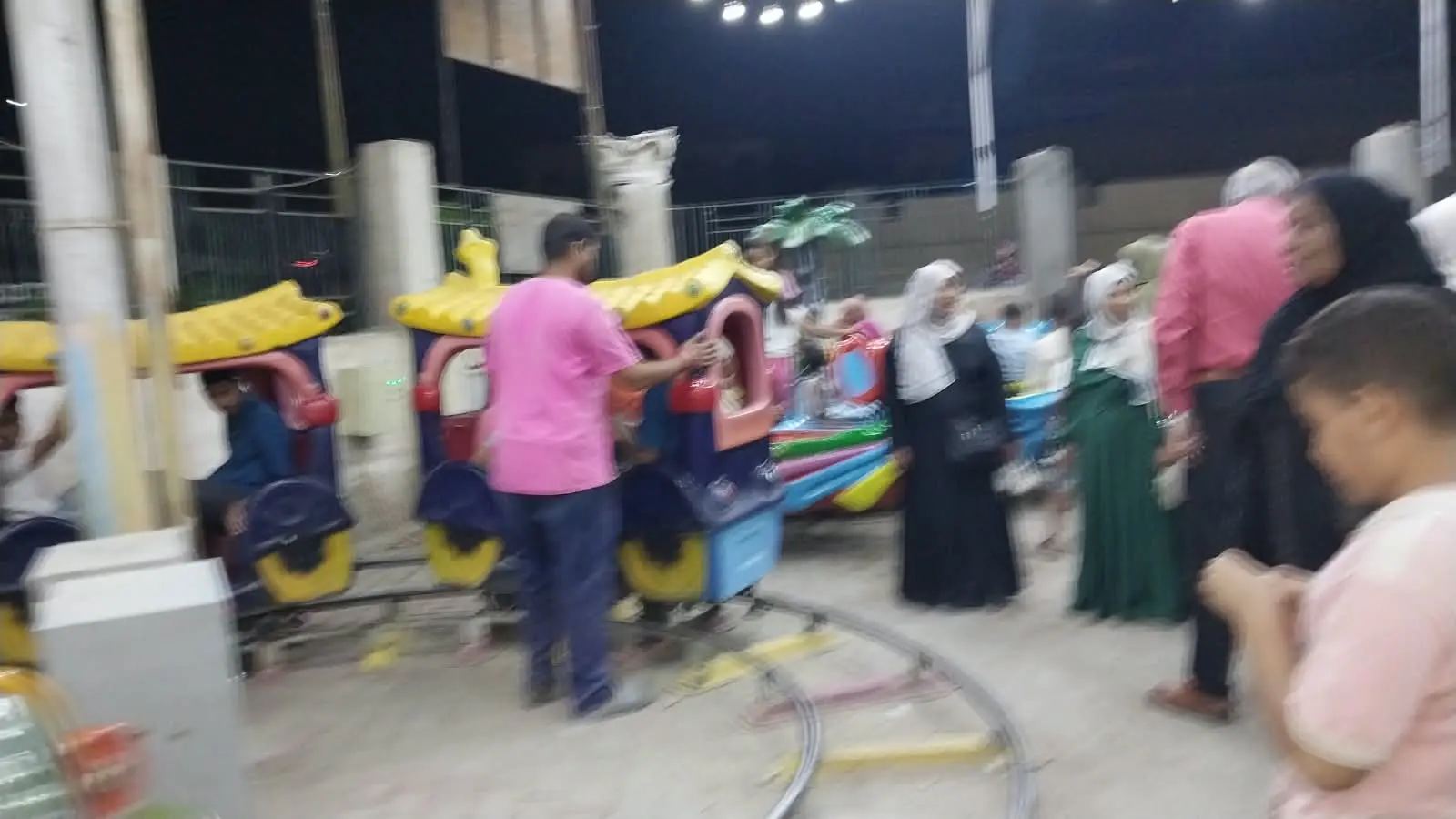 مركز شباب مدينة قنا ينظم مهرجانًا ترفيهيًا للأطفال ذوي الهمم - 1000895656