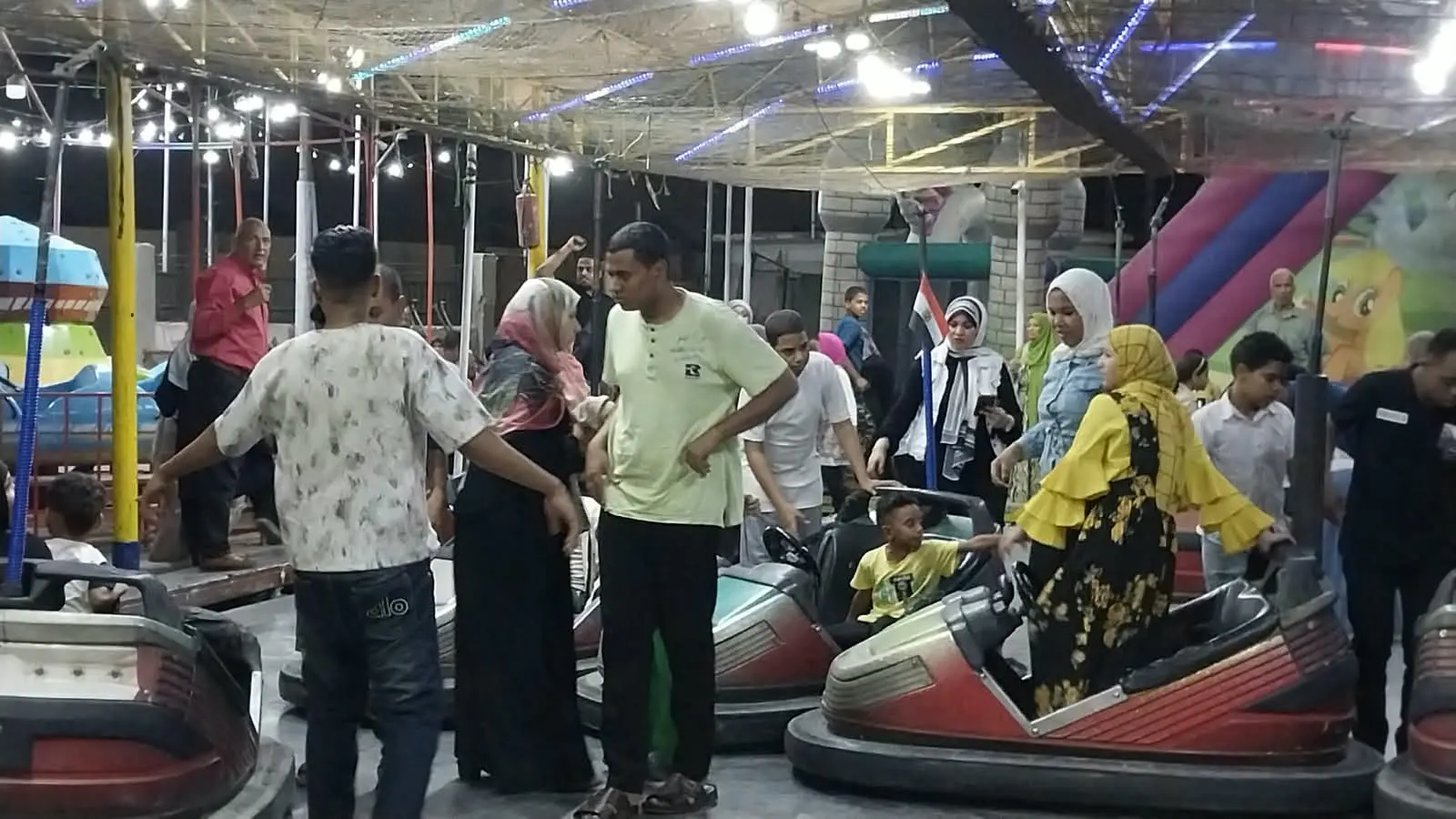 مركز شباب مدينة قنا ينظم مهرجانًا ترفيهيًا للأطفال ذوي الهمم - 1000895762