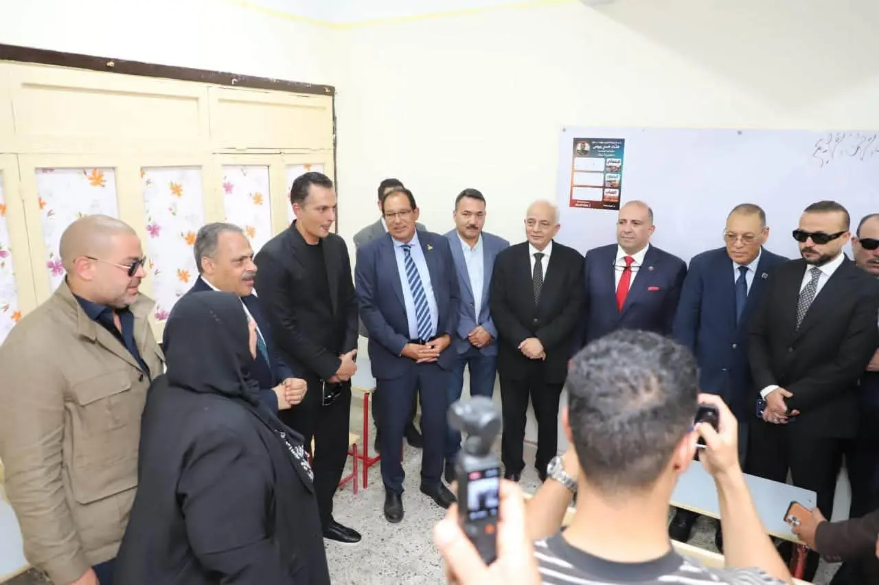«مستقبل وطن» في الشرقية.. قوافل طبية وتجهيز مستشفى ومدرسة وسداد مصروفات دراسية لغير القادرين - 1000896165