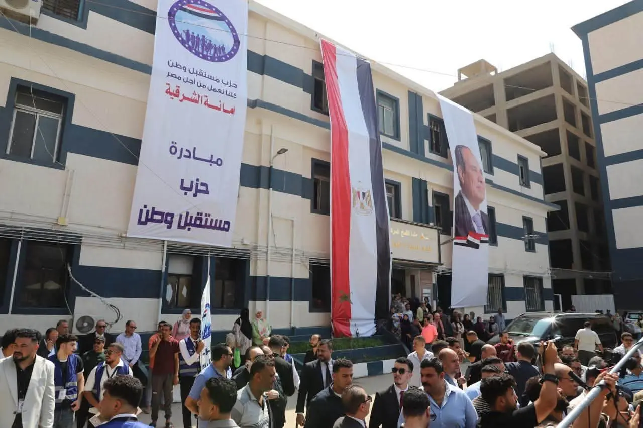 «مستقبل وطن» في الشرقية.. قوافل طبية وتجهيز مستشفى ومدرسة وسداد مصروفات دراسية لغير القادرين - 1000896175