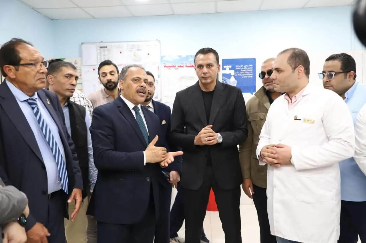 «مستقبل وطن» في الشرقية.. قوافل طبية وتجهيز مستشفى ومدرسة وسداد مصروفات دراسية لغير القادرين - 1000896179