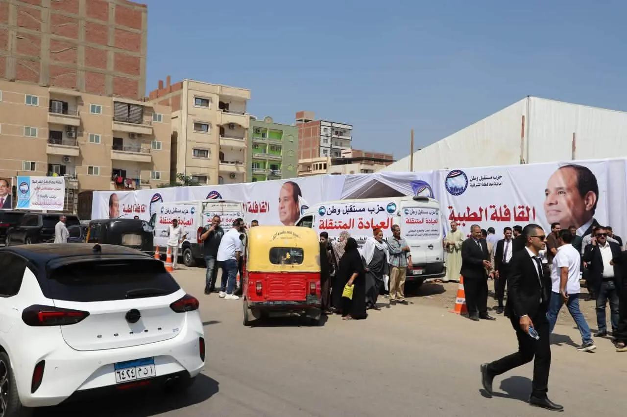 «مستقبل وطن» في الشرقية.. قوافل طبية وتجهيز مستشفى ومدرسة وسداد مصروفات دراسية لغير القادرين - 1000896190