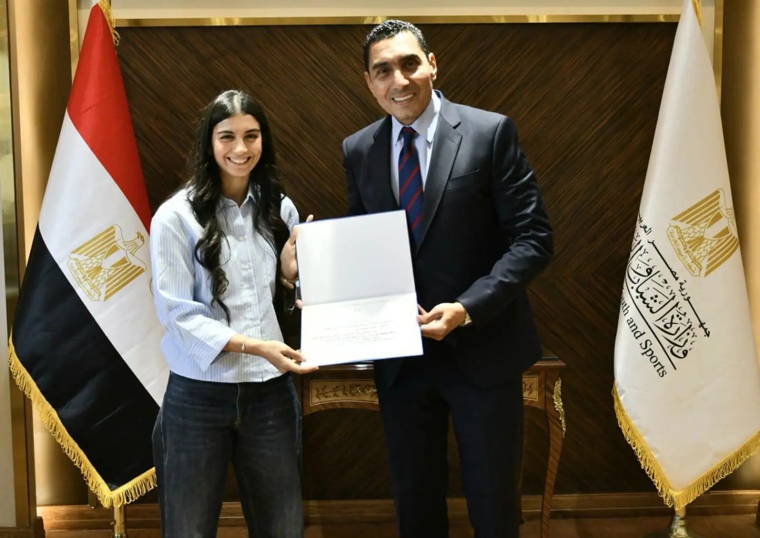 وزير الشباب والرياضة يكرم مصطفى عسل وأمينة عرفي بعد إنجاز قطر كلاسيك للاسكواش