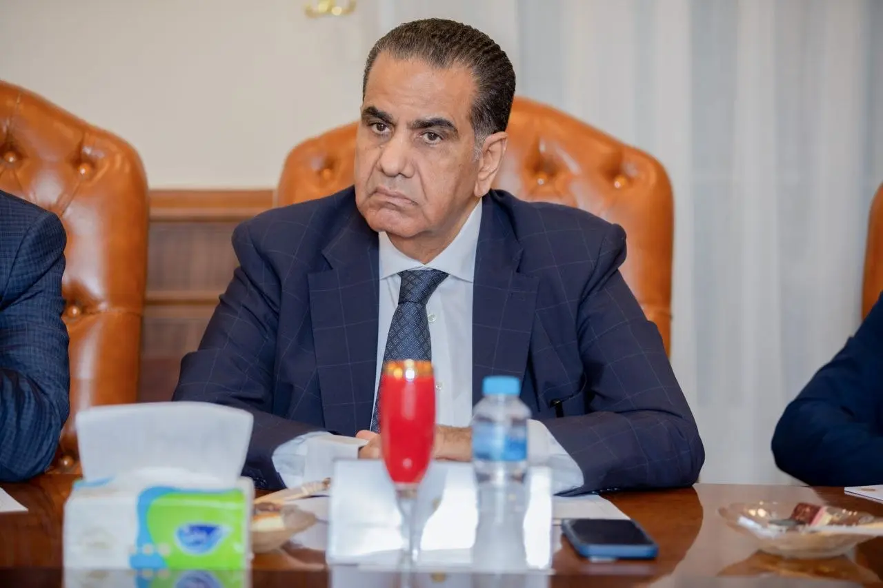 الشعب الجمهوري يناقش تنظيم التطوير العقاري وتحقيق التوازن وحماية حقوق المواطنين والمطورين - 1000898162