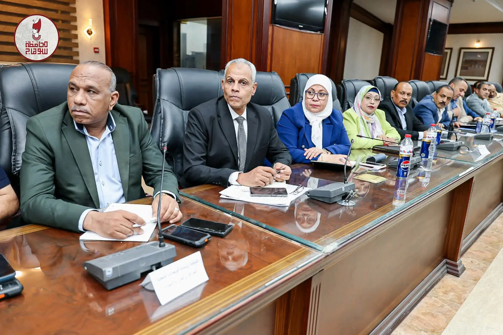 محافظ سوهاج يبحث مع الهيئة البرلمانية لمجلس الشيوخ مطالب المواطنين ودعم المشروعات