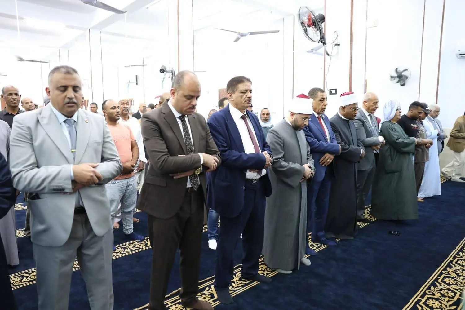 وزير الأوقاف ومحافظ الوادي الجديد يفتتحان 6 مساجد جديدة - 1000905943