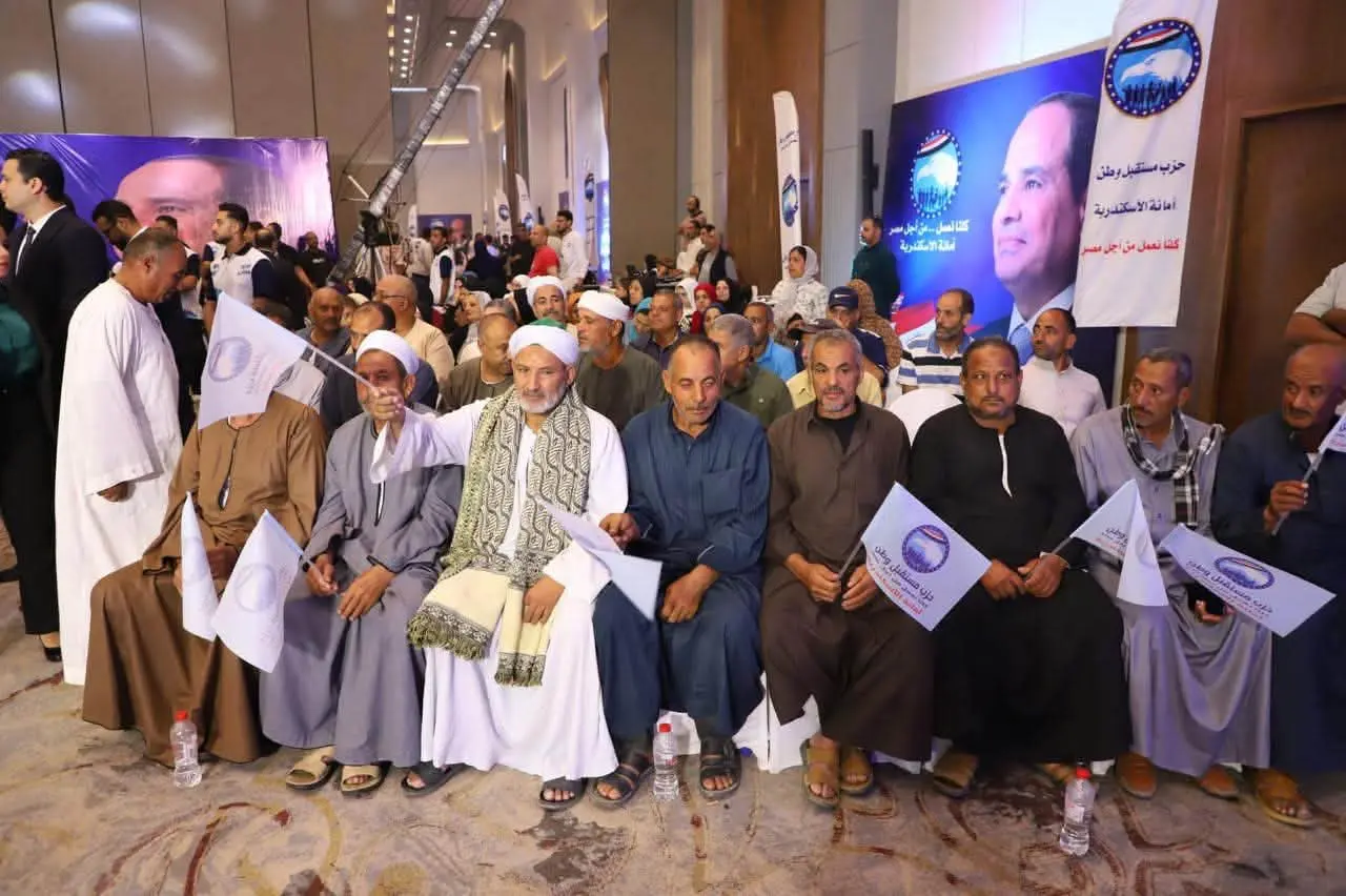 «مستقبل وطن» يدعم المزارعين بالإسكندرية بمعدات زراعية وأجهزة ري حديثة - 1000911081