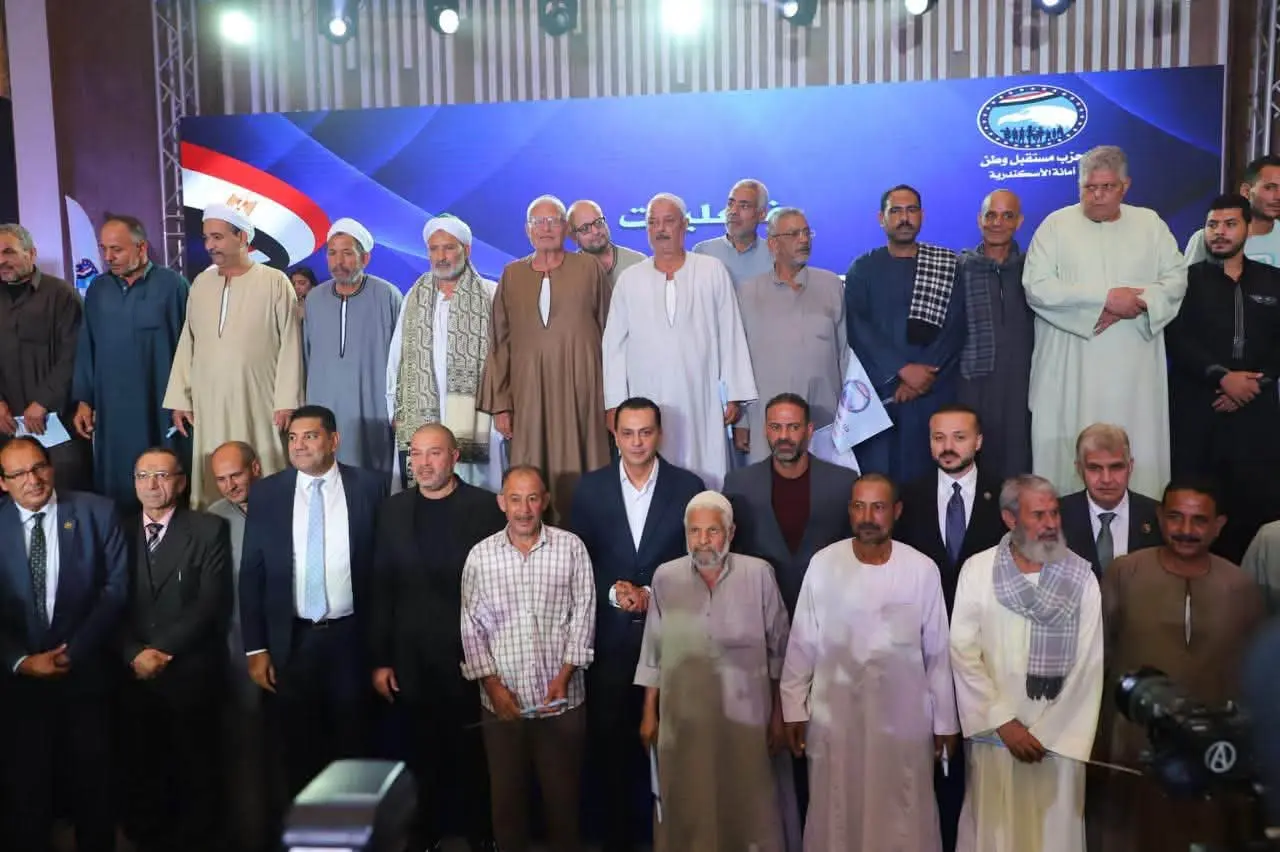 «مستقبل وطن» يدعم المزارعين بالإسكندرية بمعدات زراعية وأجهزة ري حديثة