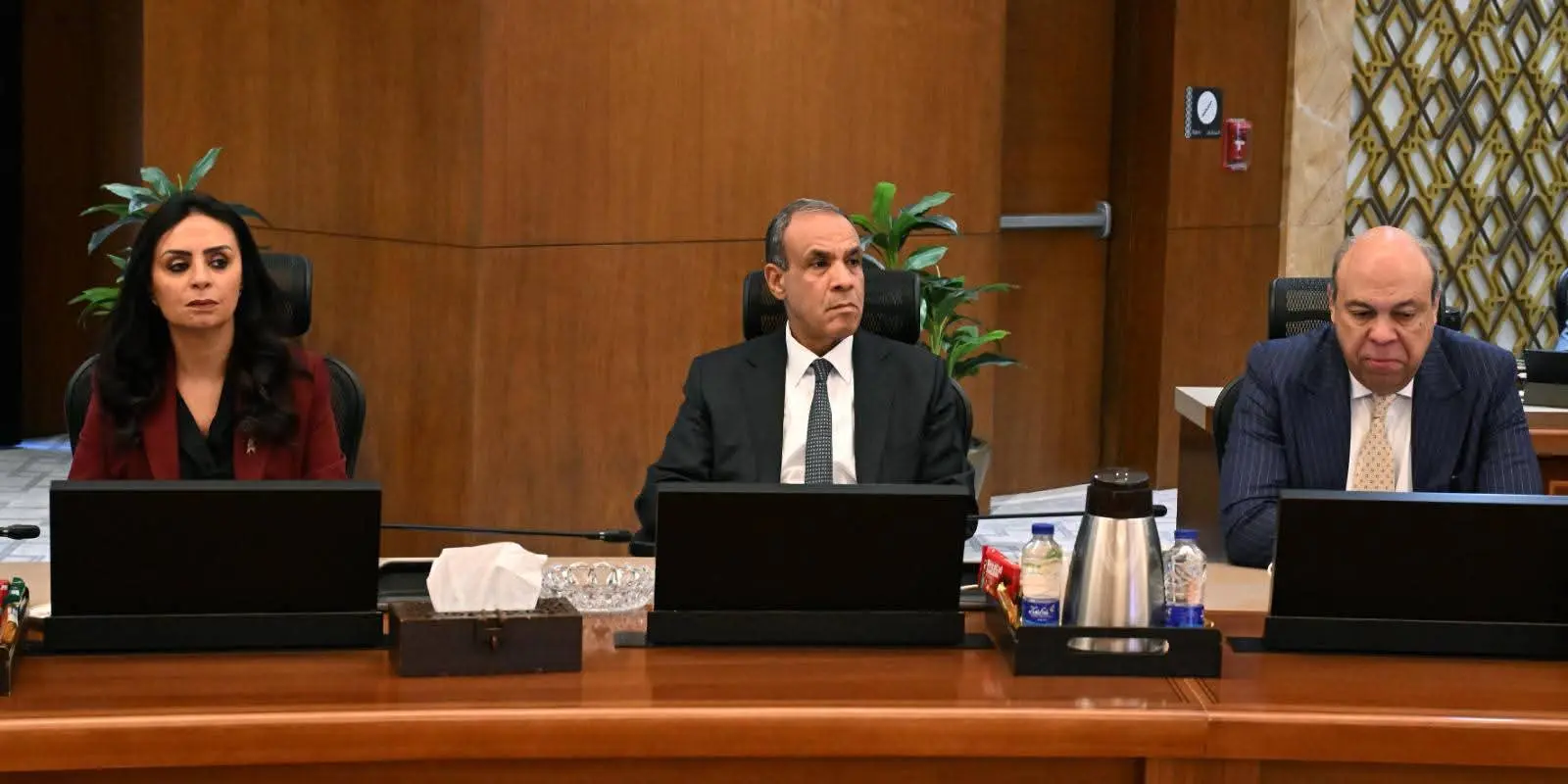 مدبولي يشيد بلقاء الرئيس ومجلسي الوزراء والمحافظين ويؤكد أهمية التواصل واستعراض الملفات