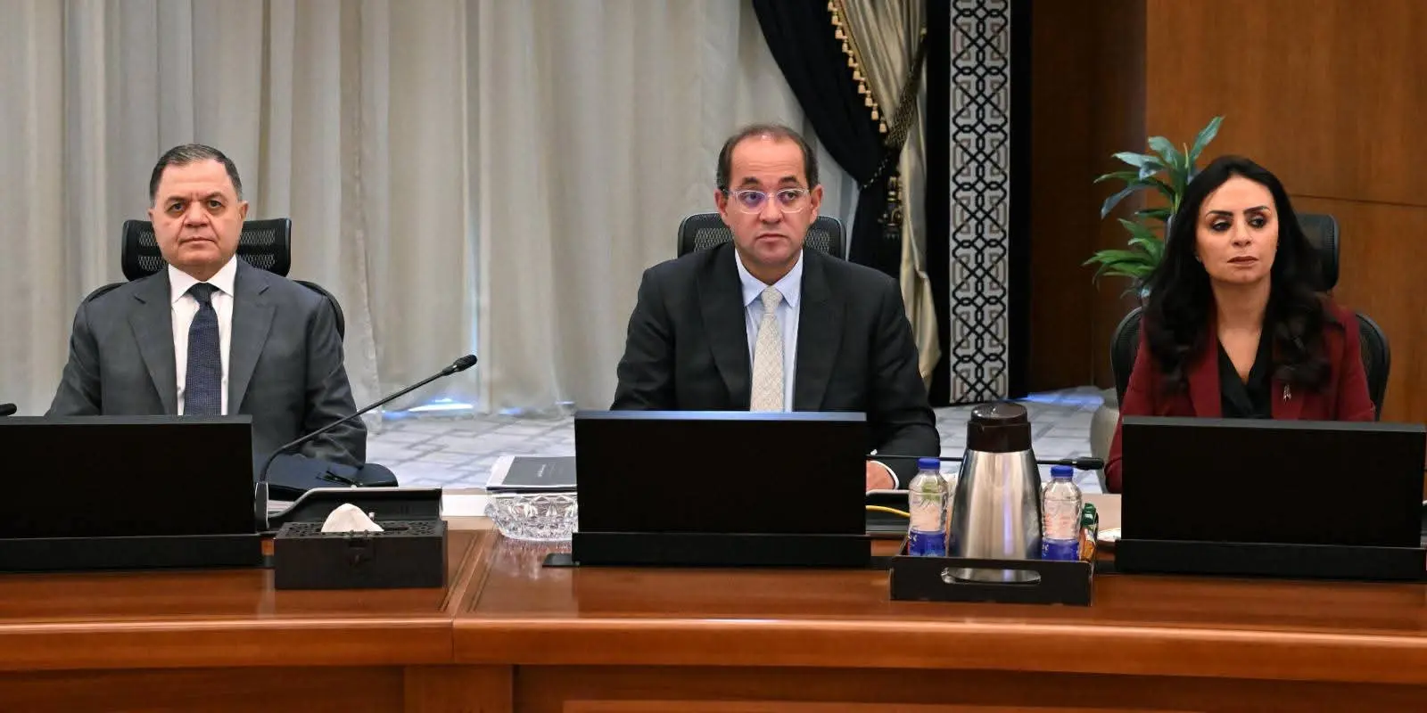مدبولي يشيد بلقاء الرئيس ومجلسي الوزراء والمحافظين ويؤكد أهمية التواصل واستعراض الملفات