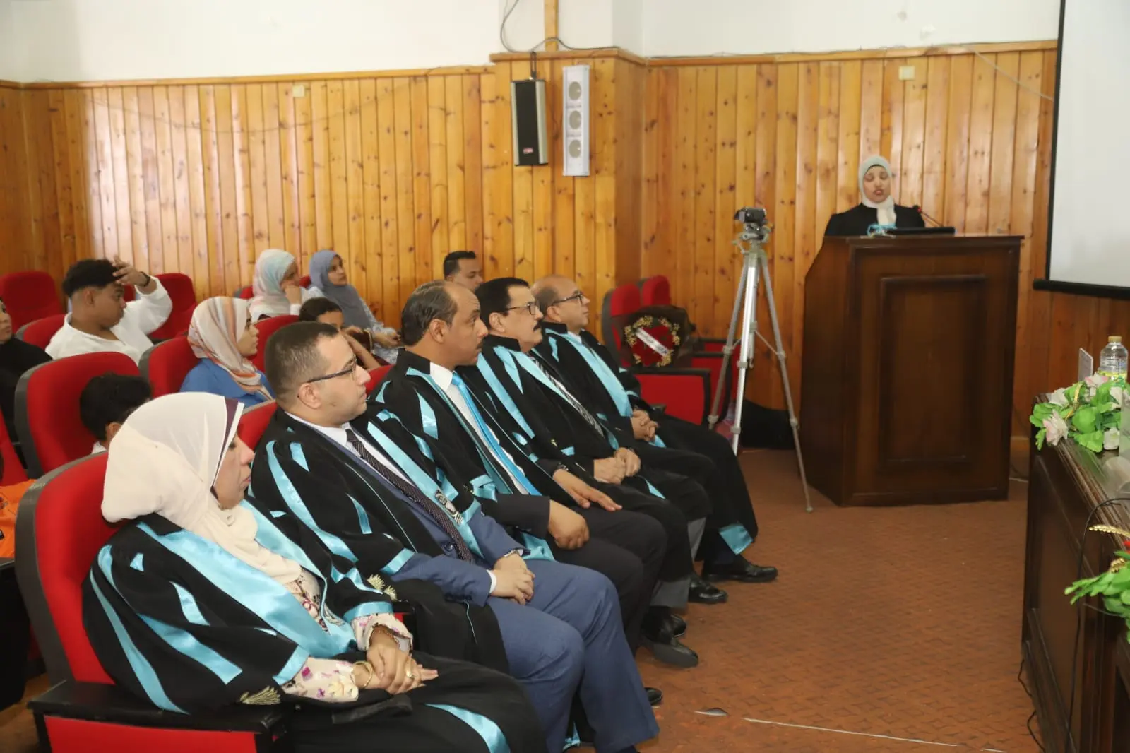 دراسة بجامعة قنا ترصد انتشار بكتيريا مقاومة للمضادات في مزارع الألبان