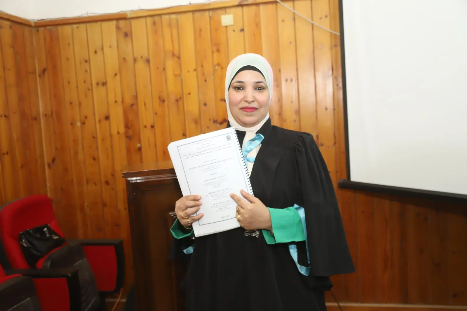 دراسة بجامعة قنا ترصد انتشار بكتيريا مقاومة للمضادات في مزارع الألبان