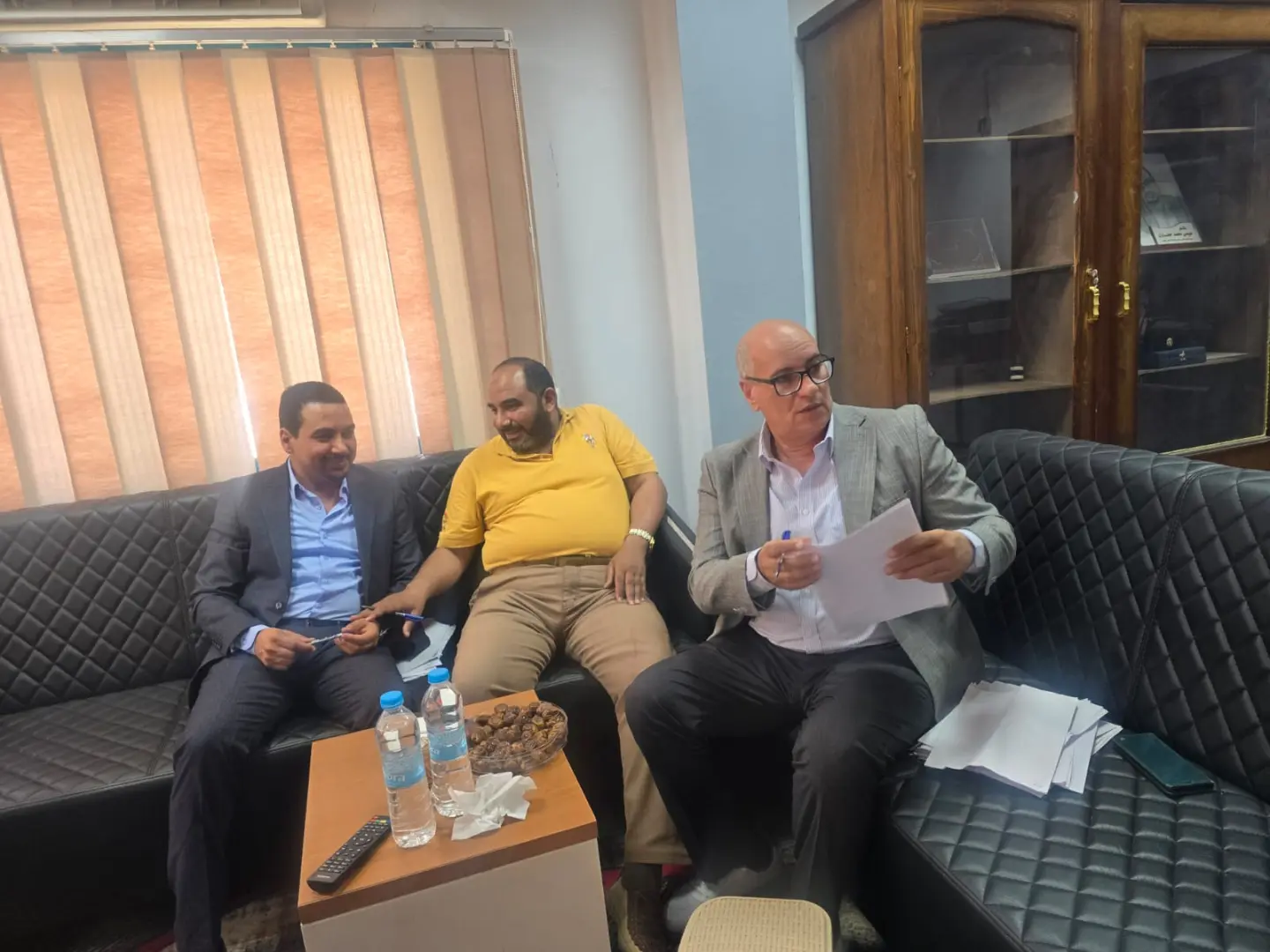 إجراء المقابلات الشخصية للمتقدمين للالتحاق بالمعهد الفني الصحي بجامعة قنا