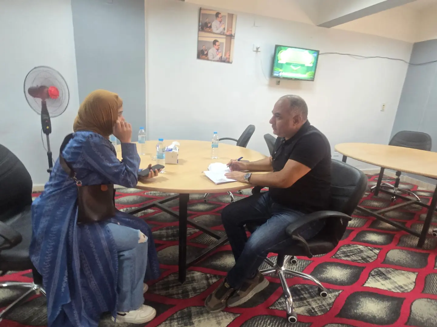 إجراء المقابلات الشخصية للمتقدمين للالتحاق بالمعهد الفني الصحي بجامعة قنا