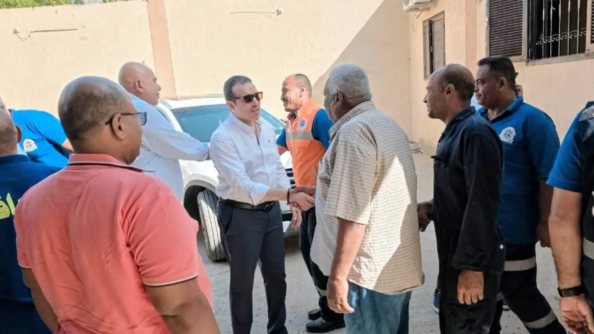 رئيس هيئة الإسعاف يتابع منظومة العمل بقنا ويشيد بكفاءة الأطقم الإسعافية
