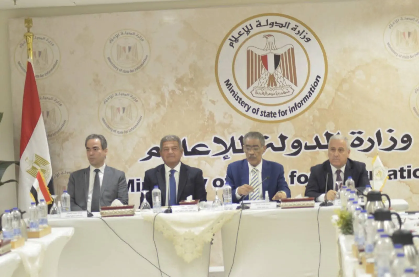 ضياء رشوان: دعوة الرئيس السيسي للاجتماع السنوي للإعلام تجسد اهتمامه بتطوير المنظومة الإعلامية