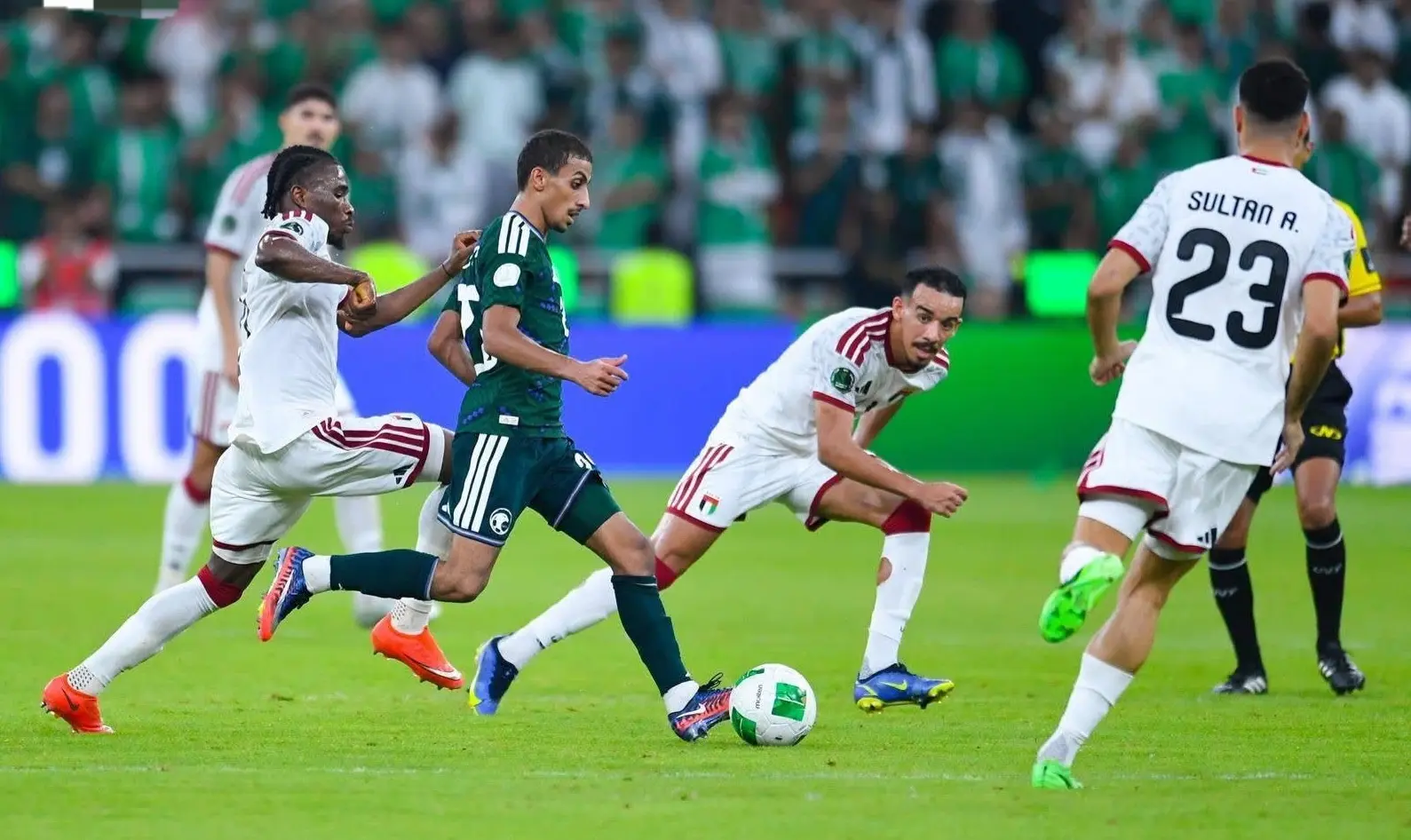 منتخب السعودية يتوج بطلًا لخليجي 27 على حساب الإمارات