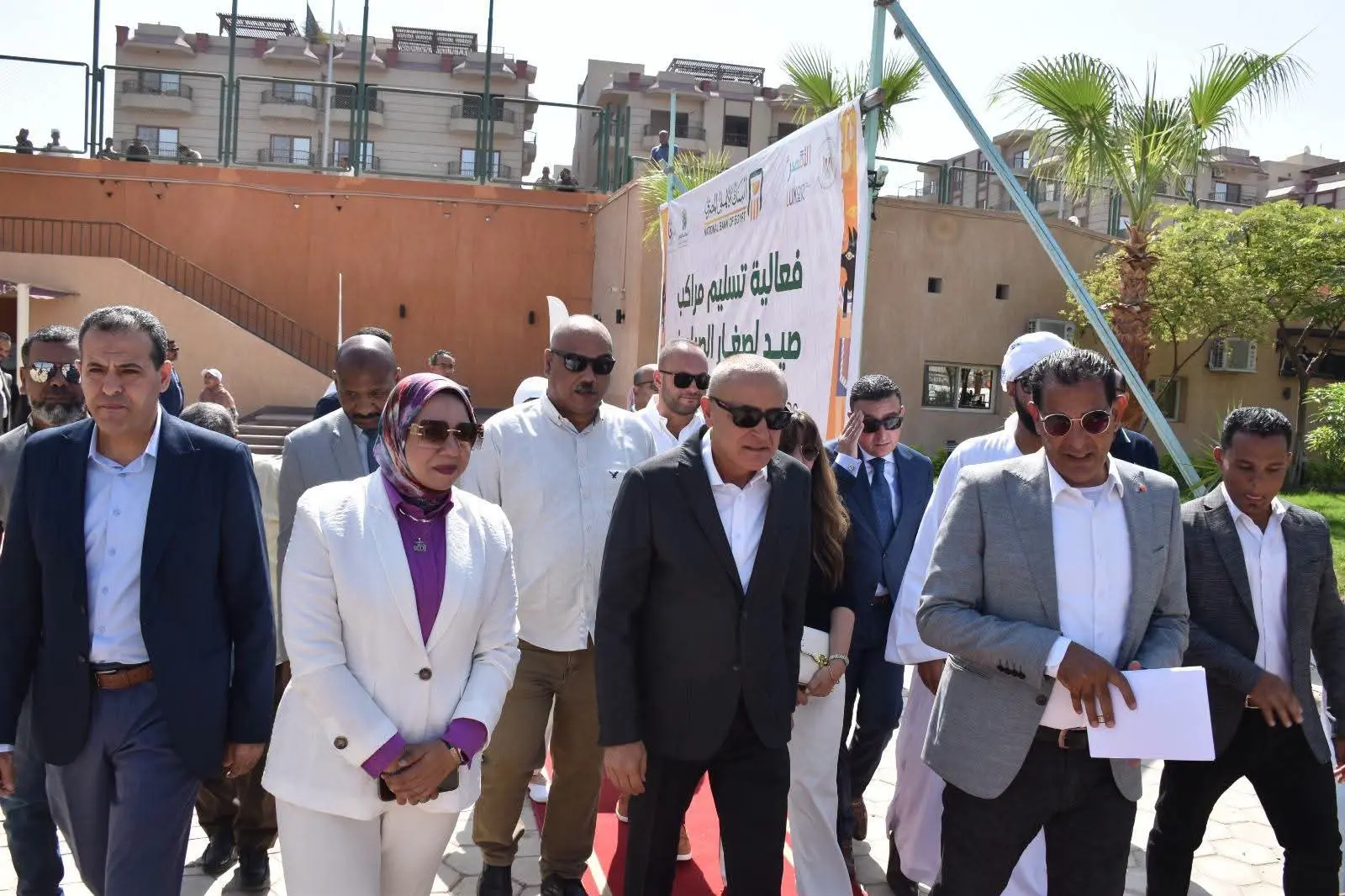 محافظ الأقصر يشهد توزيع 100 مركب صيد على صغار الصيادين ضمن مبادرة «مراكب الرزق»