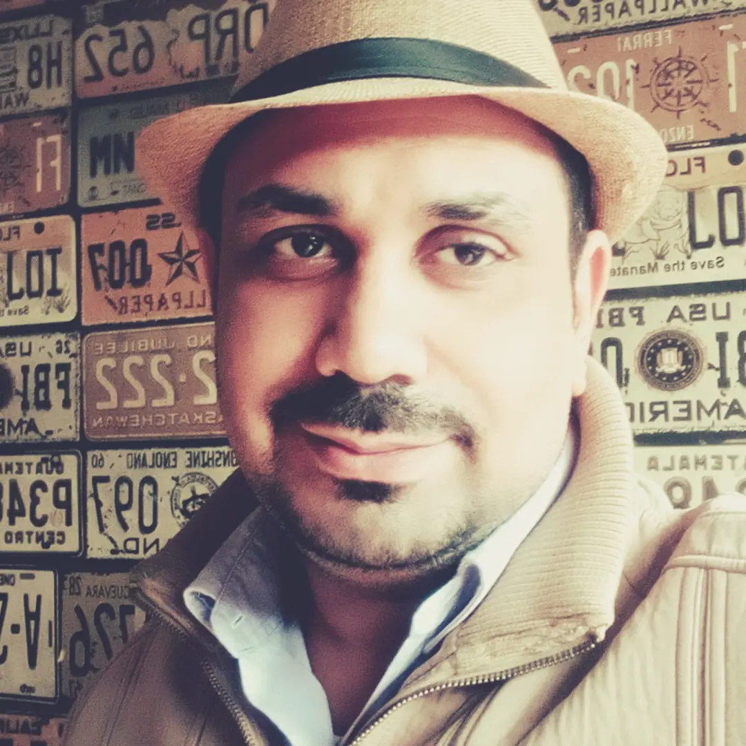 «أنصاف تروس مكسورة» في مختبر السرديات بمكتبة الإسكندرية.. الثلاثاء المقبل