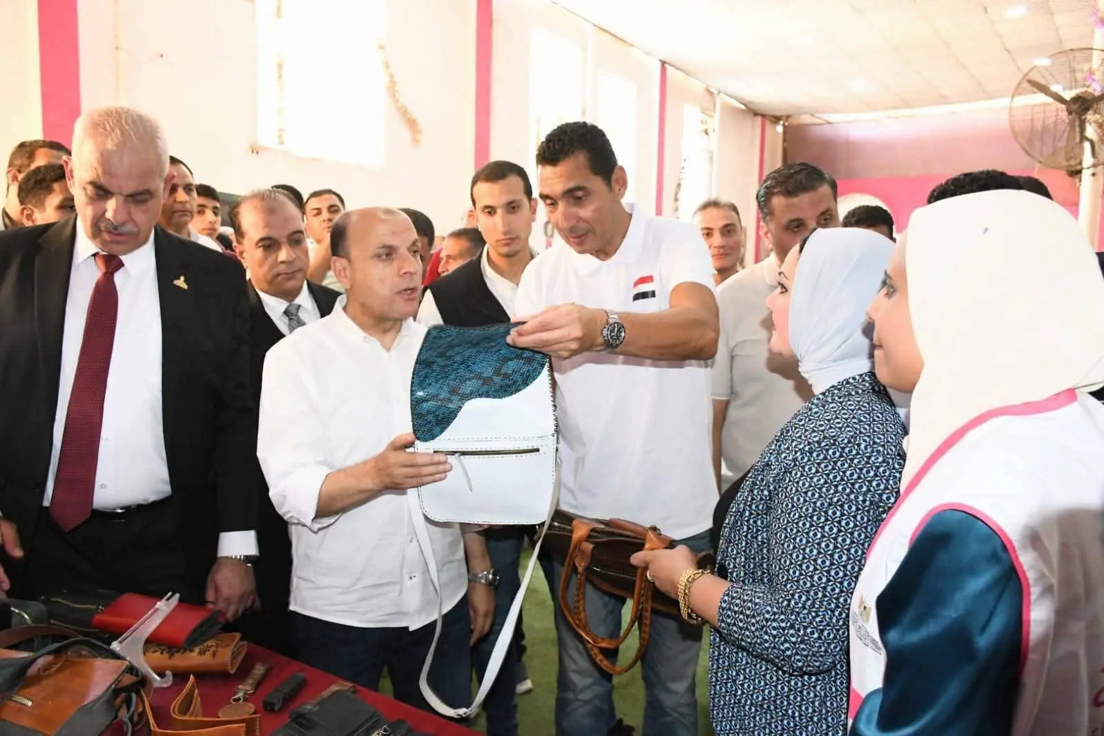 وزير الشباب والرياضة ومحافظ الغربية يفتتحان مشروعات استثمارية بمركز التنمية الشبابية بزفتى