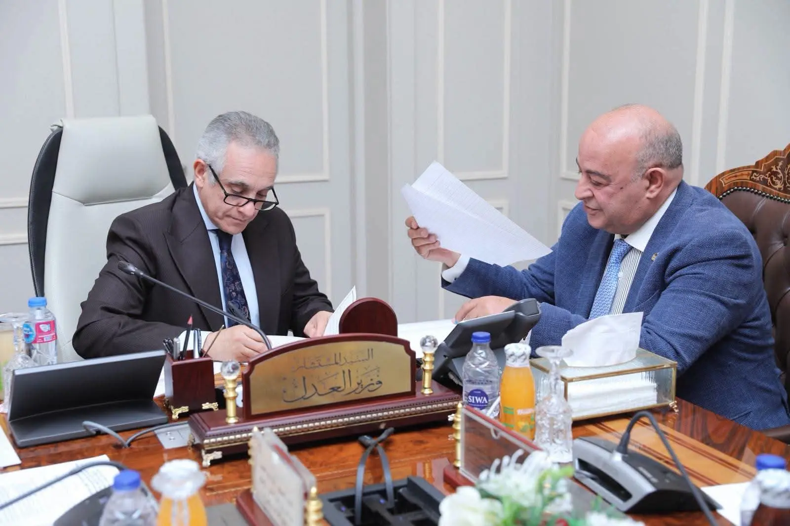 وزير العدل يلتقي أعضاء مجلسي النواب والشيوخ لبحث مطالب المواطنين