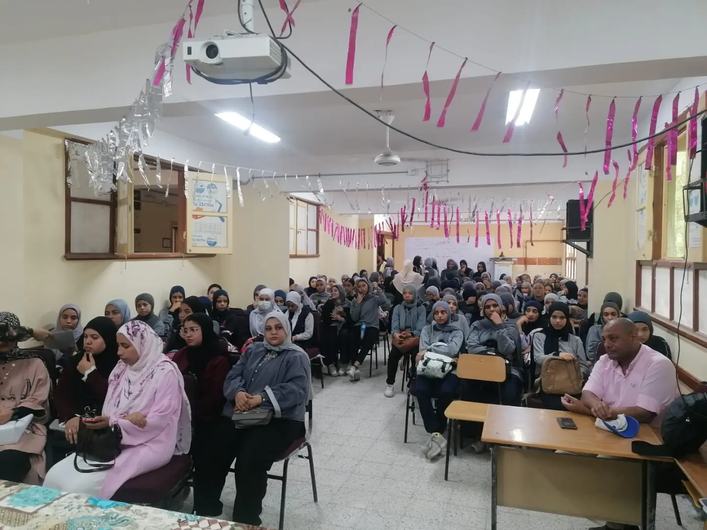مجمع إعلام قنا يناقش دور الوعي الصحي في بناء المستقبل