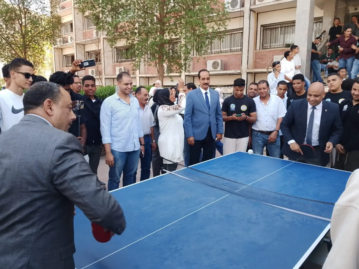 كلية الحقوق بجامعة قنا تنظم يومًا رياضيًا لتعزيز النشاط الطلابي
