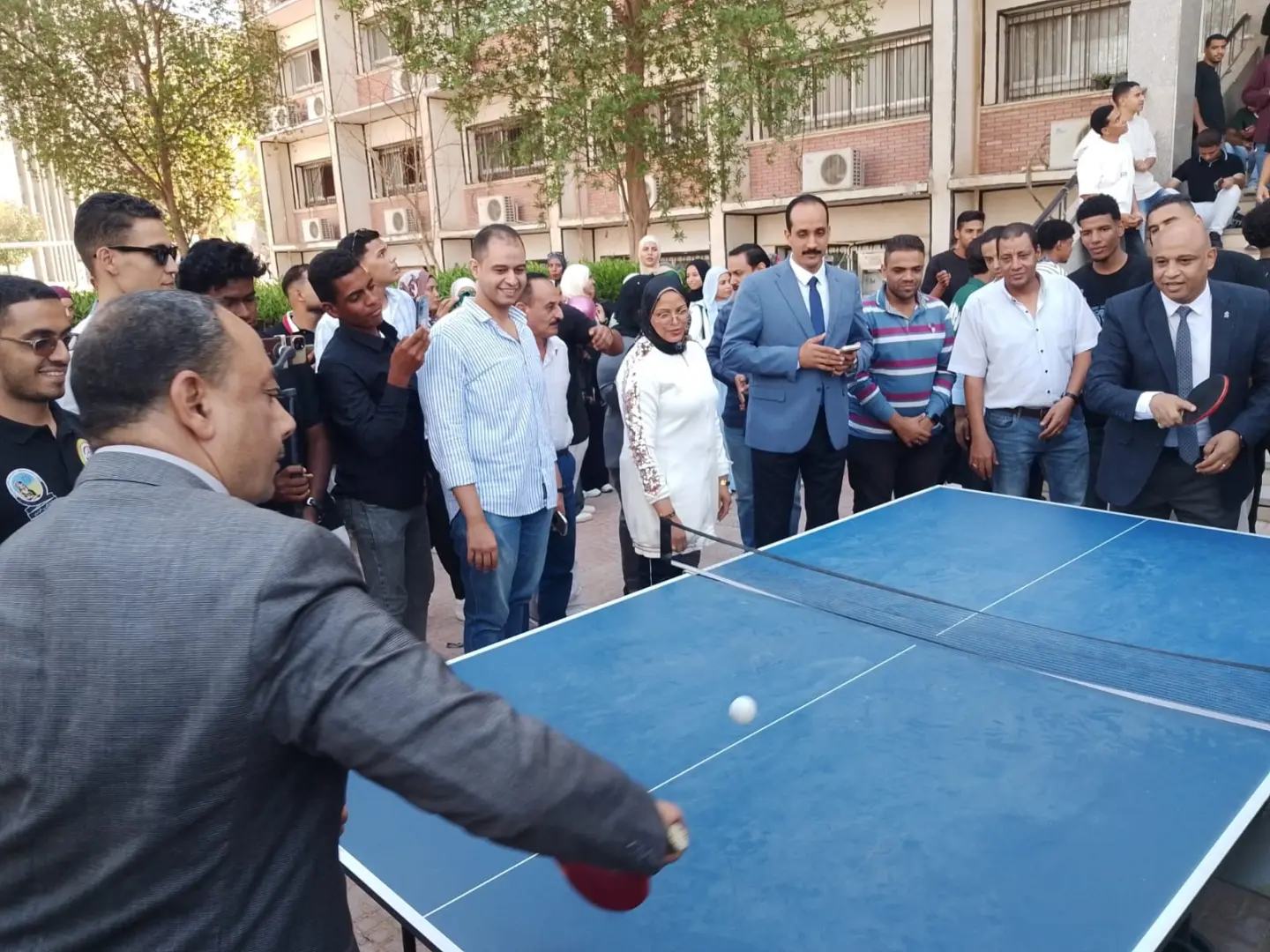 كلية الحقوق بجامعة قنا تنظم يومًا رياضيًا لتعزيز النشاط الطلابي