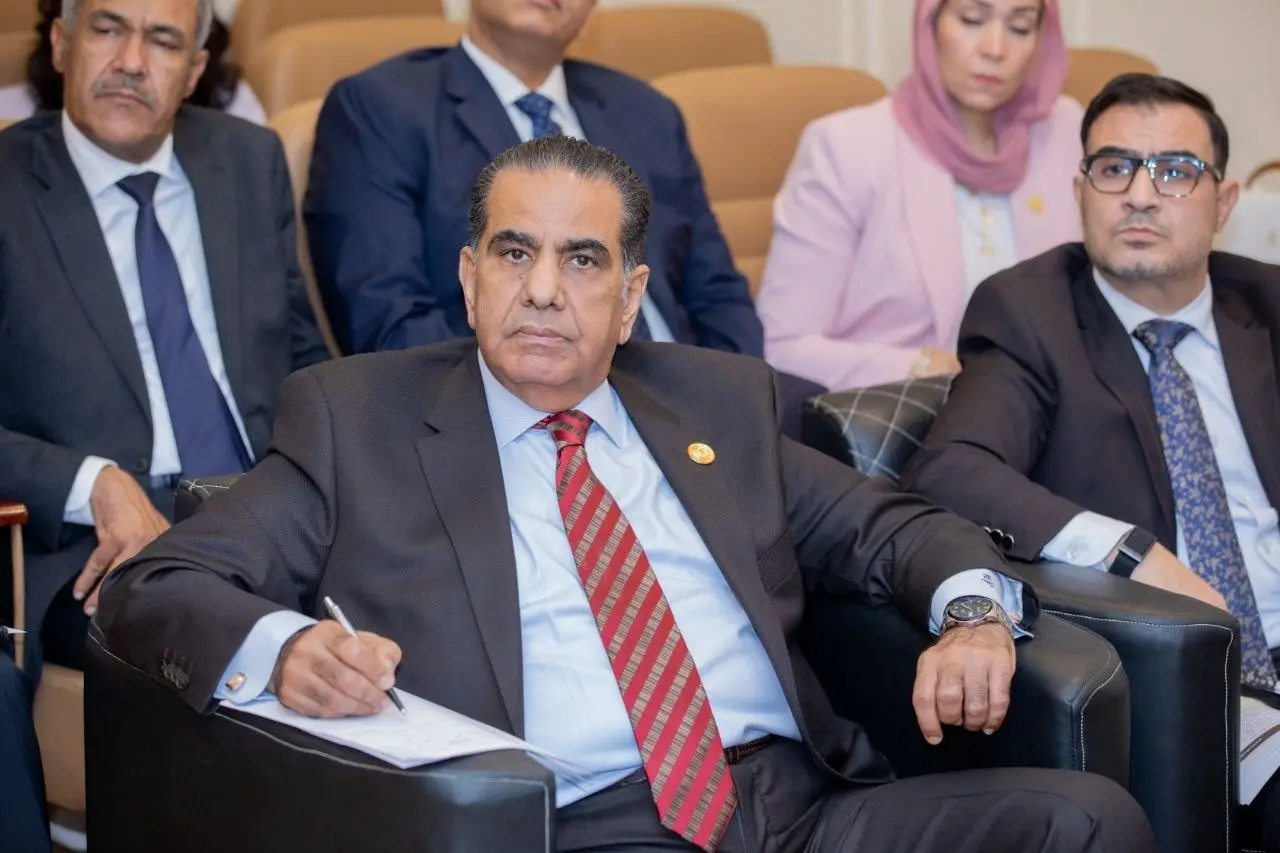 الشعب الجمهوري» يعقد اجتماعًا تنظيميًا مع أمناء الأمانات المركزية ومساعديهم