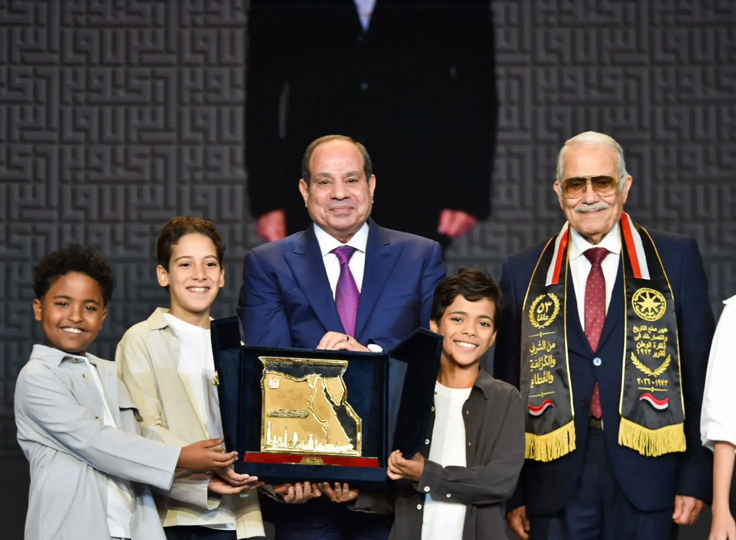 السيسي في ندوة «وطن الأبطال»: خلوا بالكم من مصر.. وحافظوا على بلدكم